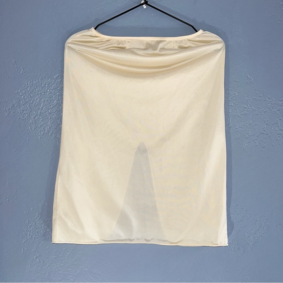 Antron Nylon Slip Skirt 80s Vintage Size Small/Medium - Picture 2 of 5